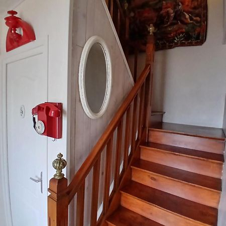 B&B Chez Annie Saint-Martin-de-Gurçon Esterno foto