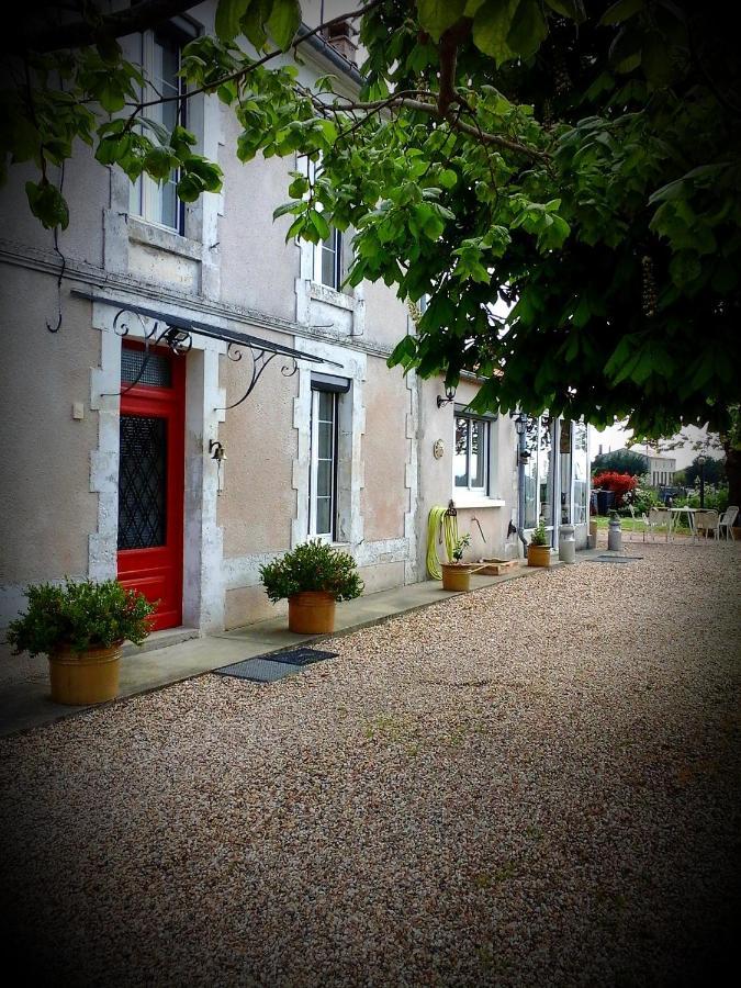 B&B Chez Annie Saint-Martin-de-Gurçon Esterno foto
