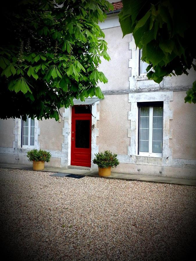 B&B Chez Annie Saint-Martin-de-Gurçon Esterno foto